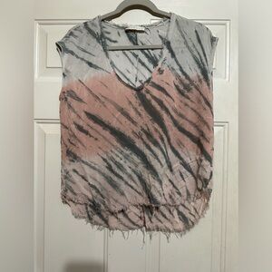 Karlie Boho‎ Gray Pink Tie Dye Tiered Short Sleeve Top Size M